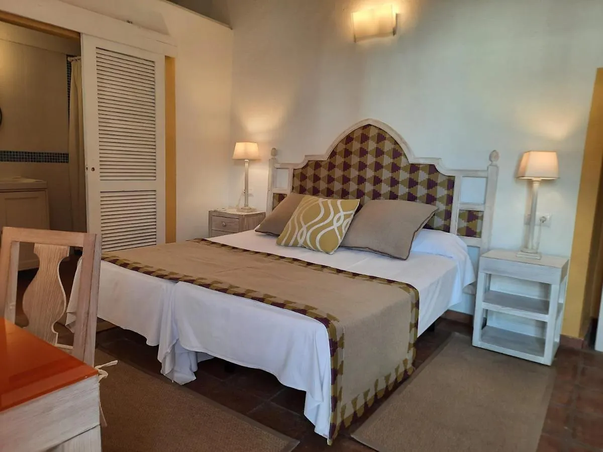Hotel Cortijo Del Arte - Caminito Del Rey Pizarra Spain