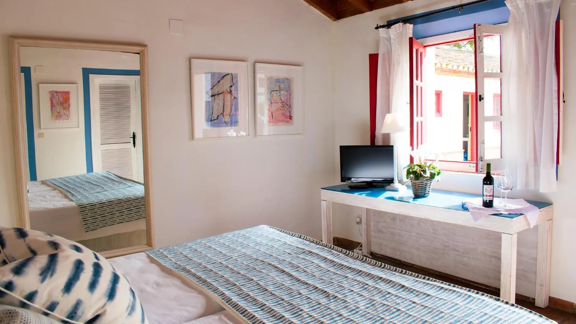 ***  Hotel Cortijo Del Arte - Caminito Del Rey Pizarra Spain